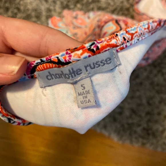 Pattern Halter Crop Top - Picture 3 of 3